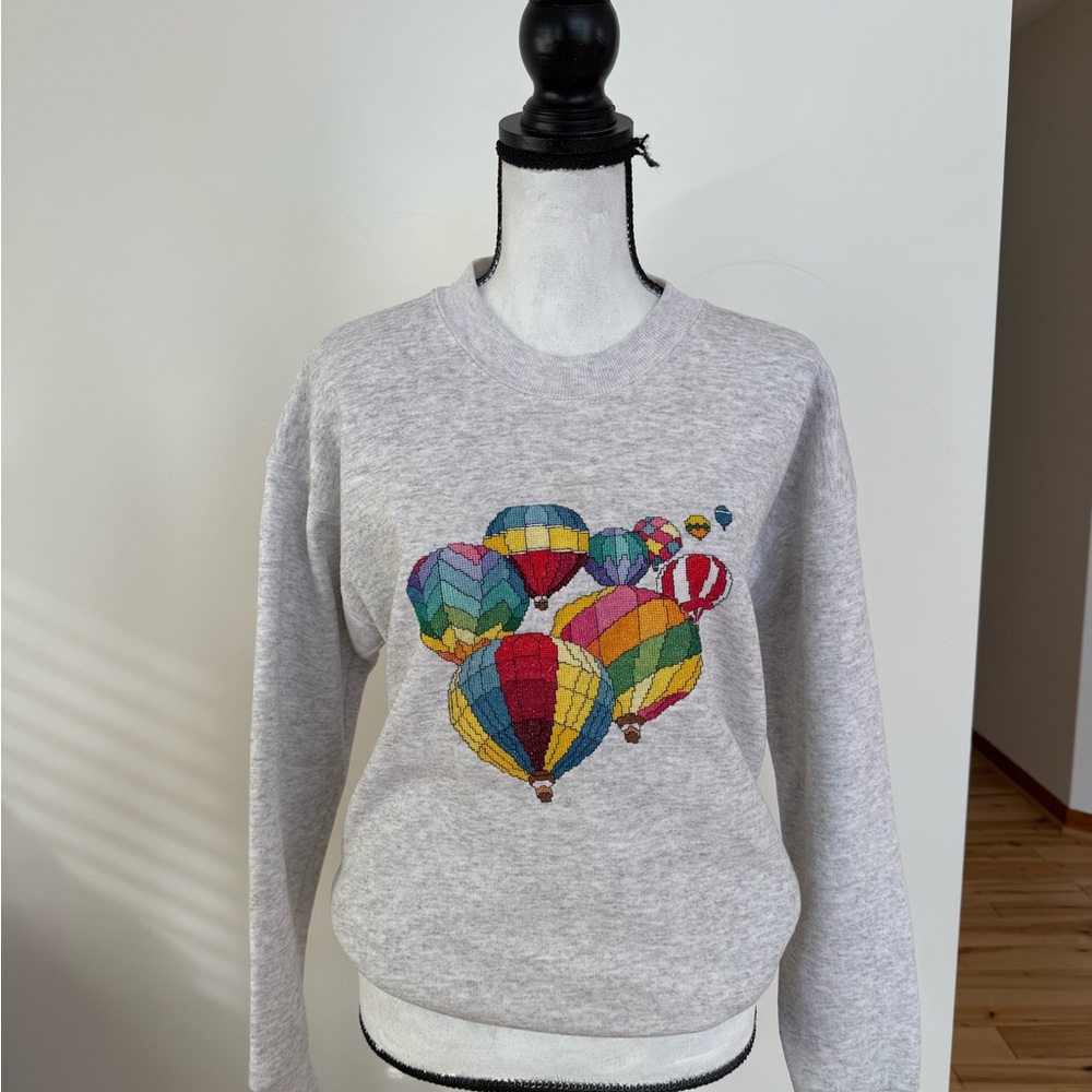 Hot air balloon embroidered 
Sturdy Sweatshirt by Lee Gray-  Colorful - Picture 3 of 11